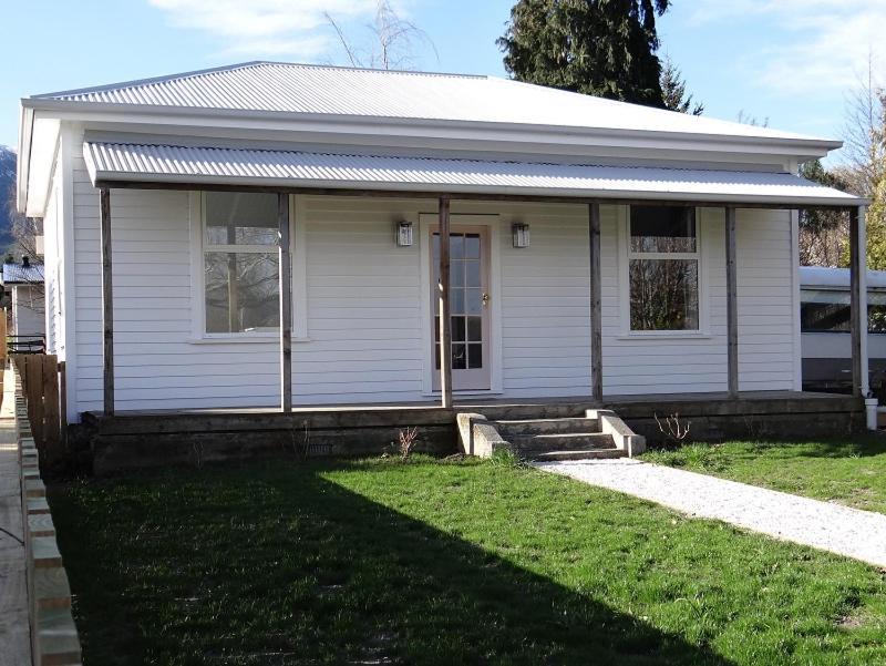 Hanmer Springs House | 14 Leamington Street