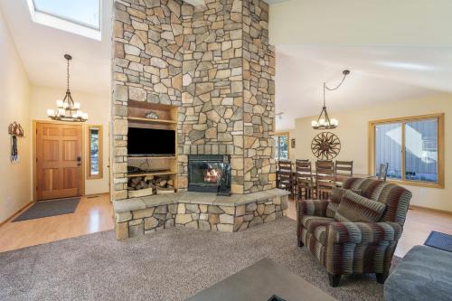 Deer Park House | 15 Lassen Home