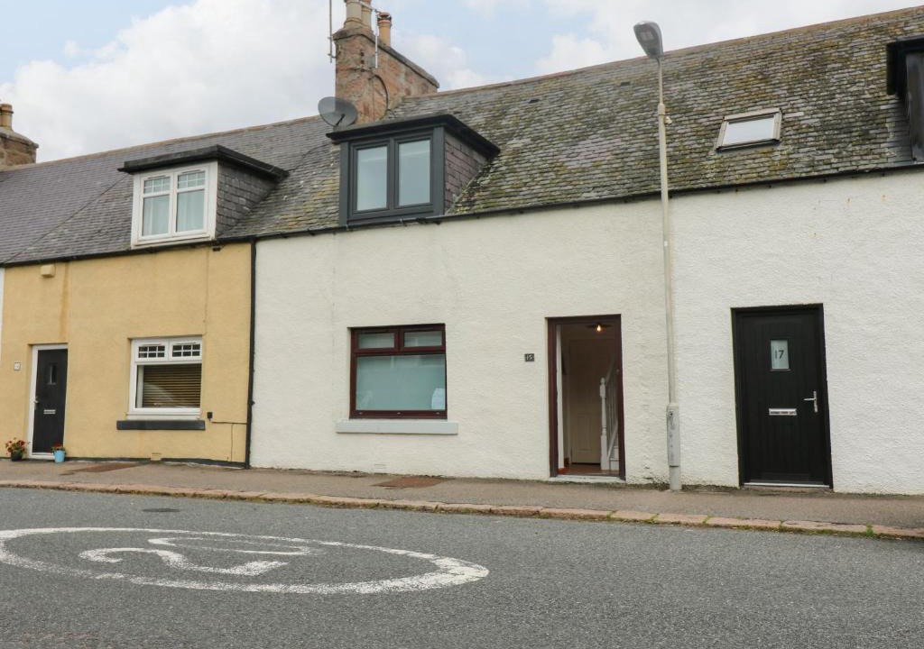 Cruden Bay House | 15 Main Street