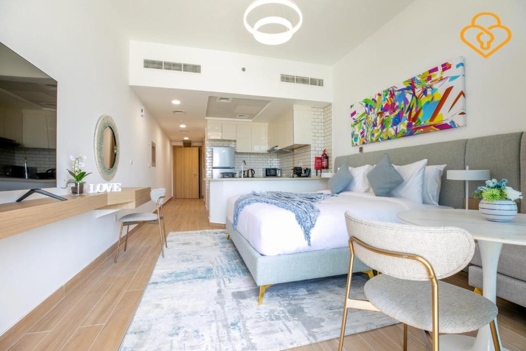 Al Satwa Apartment | 151 Residences Studios, Jumeirah Garden City, Sheikh Zayed Rd 715