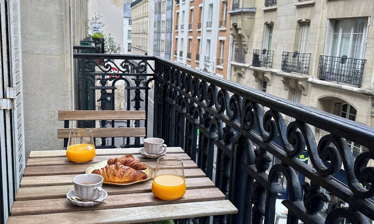 Saint-Merri Apartment | 1567 Platre