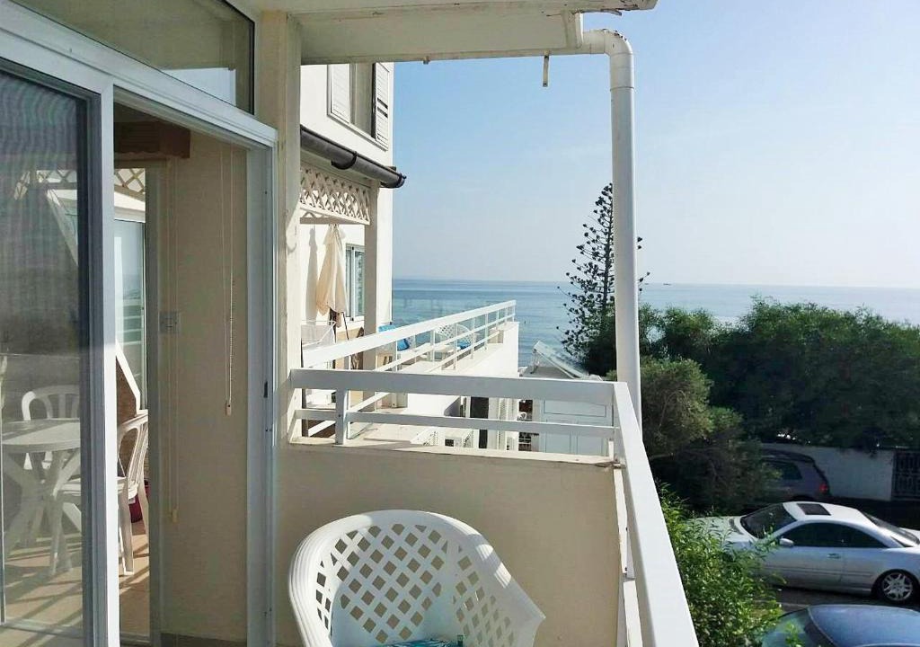Larnaca Apartment | 16 SANDY BEACH