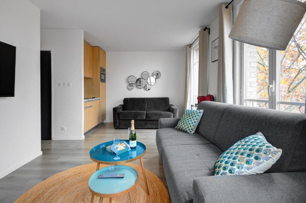 13th Arrondissement Apartment | 161 Suite Raphael - Superbe Appartement à Paris
