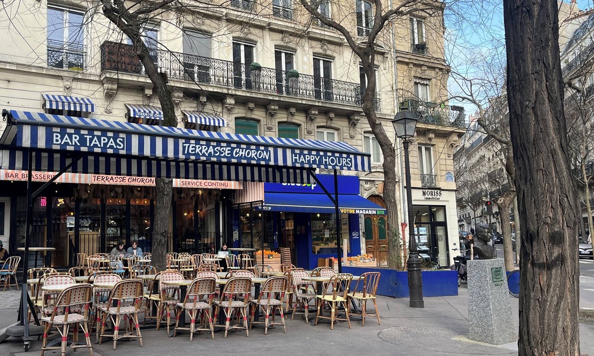 Quartier de Rochechouart Apartment | 1612 Choron