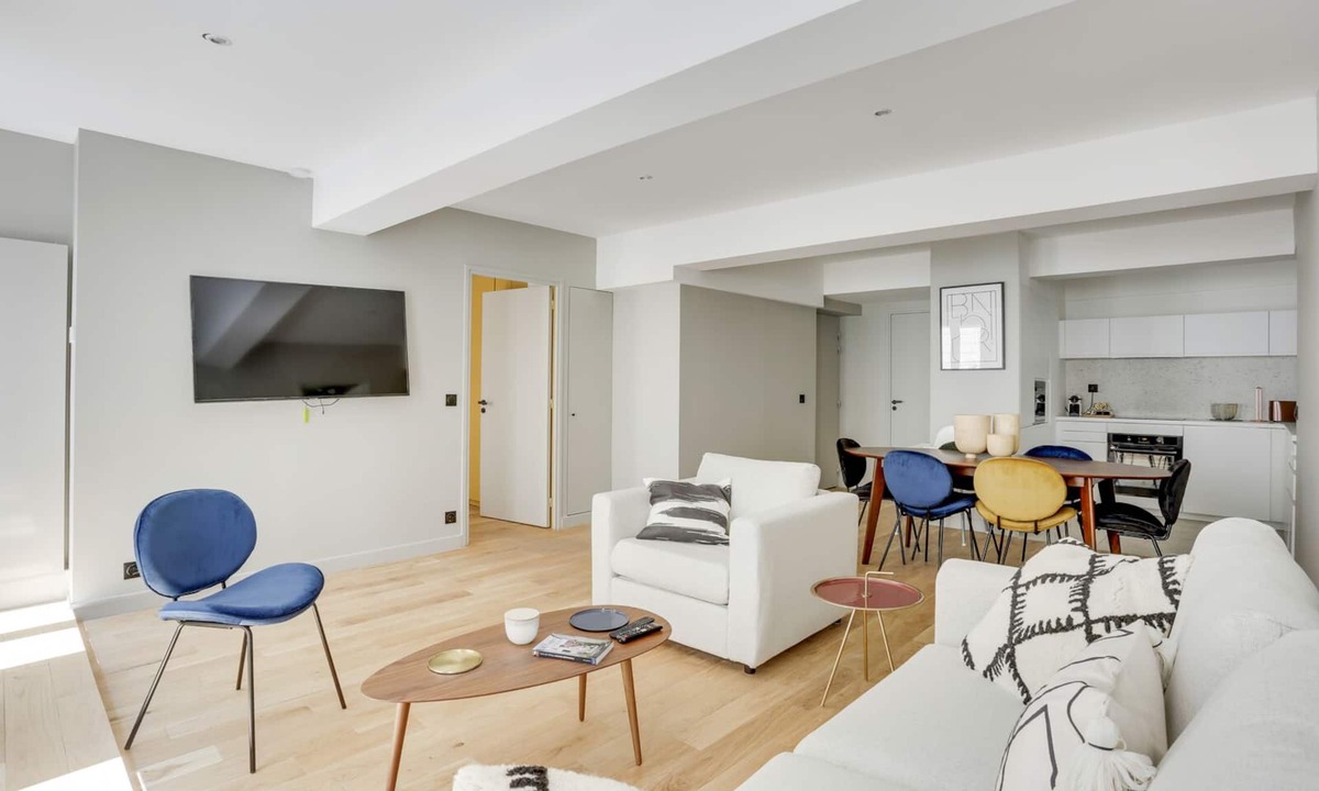 Strasbourg -Saint-Denis Apartment | 169 Suite W - Elegant Apartment in Paris
