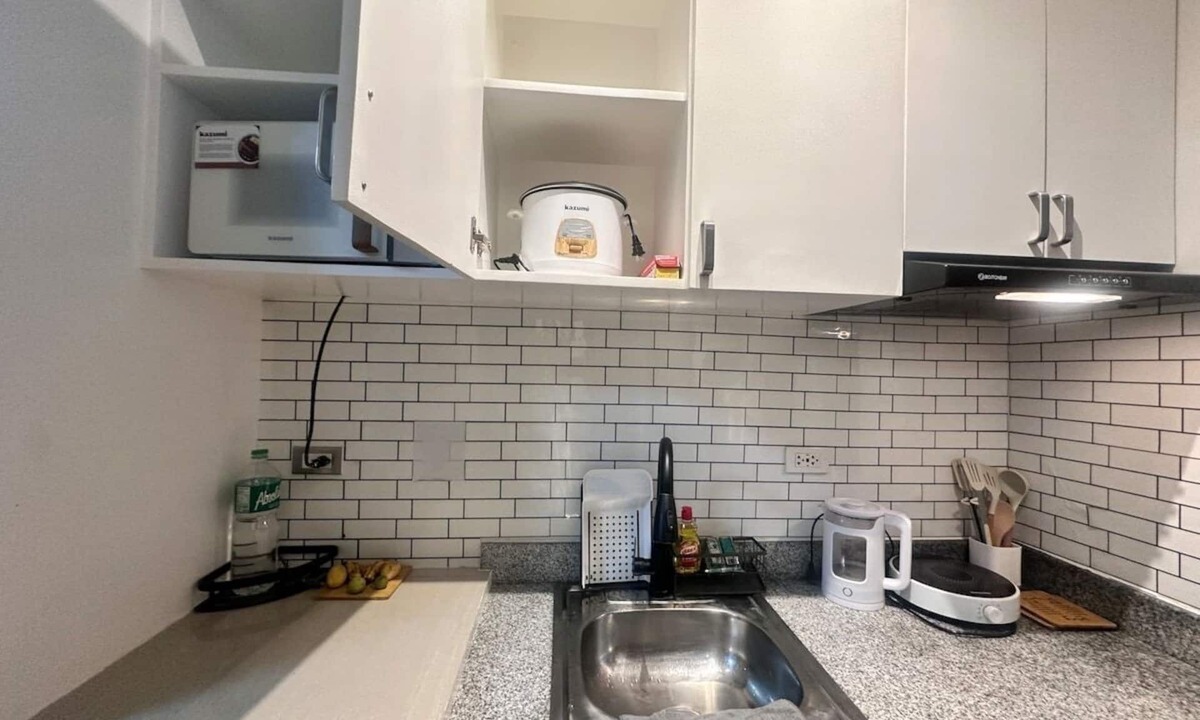 Cagayan de Oro Apartment | 16Q Mesaverte Unit in city near SM
