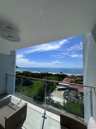 Barrio Santa Lucia Apartment | 16th Floor Oceanview Bliss