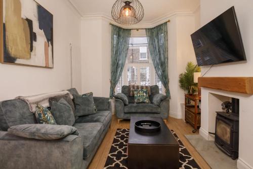 York House | 18 Darnborough
