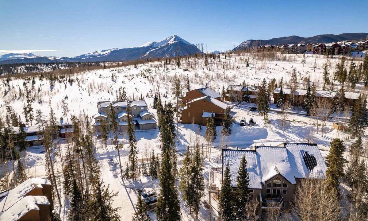 Wildernest Villa | 184 Burgundy Circle By Summit County Mountain Retreats