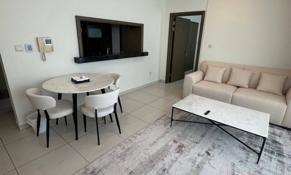 Al Swaifyeh Apartment | 1B apartment in excellent Prime Location Dubai Mall working distance