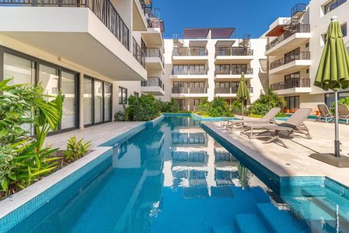 Zama House | 1Bd Suite W Private Balcony and Pool in Aldea Zama