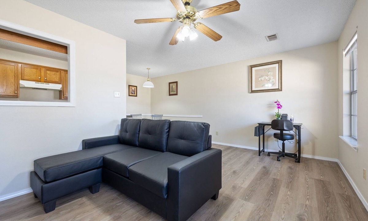 Fort Smith House | 1bed 1 bath kitchen to relax and rest your head