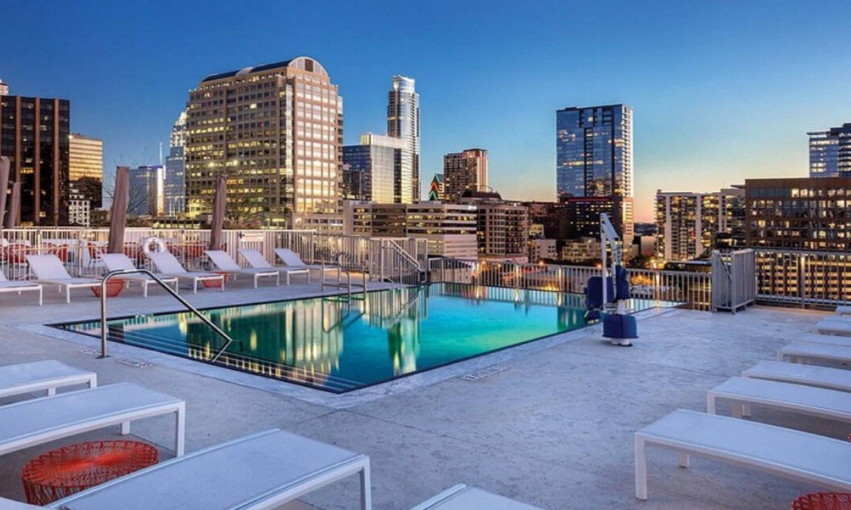 West End Resort | 1Bed/1Bath - Gorgeous Downtown Austin Resort!