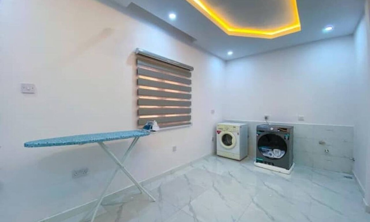 Lekki Phase 1 Apartment | 1Bed&Parlour(B4)@Lekki PH 1.24/7 Pwr By NgoZiLivin