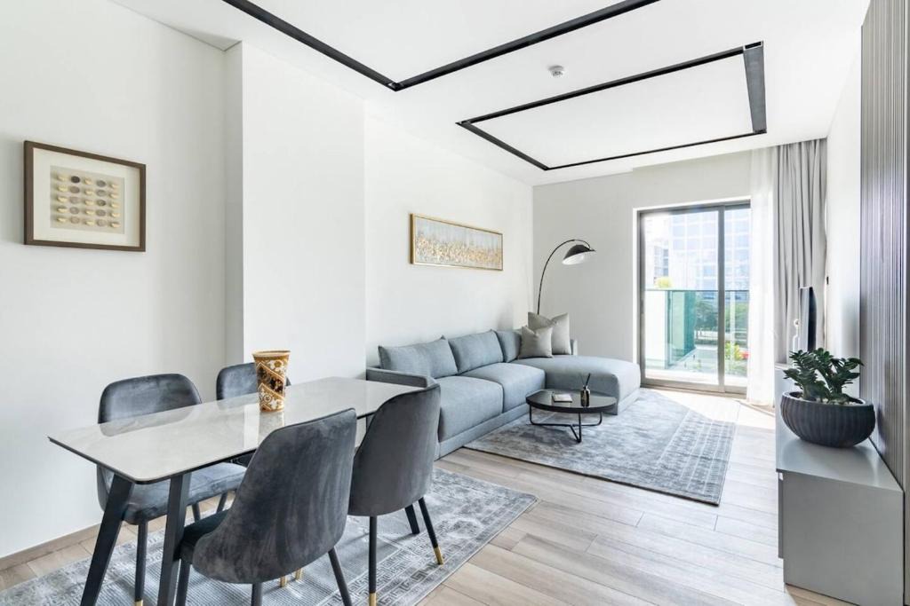 Jumeirah Village Circle Apartment | 1bedroom unit at Nicholas