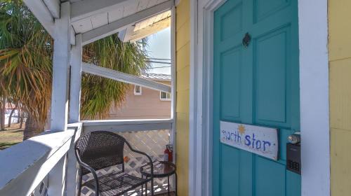 Pass-a-Grille House | 1BR 1BA NorthStar Bungalow. Just Steps to the beach and the bay.