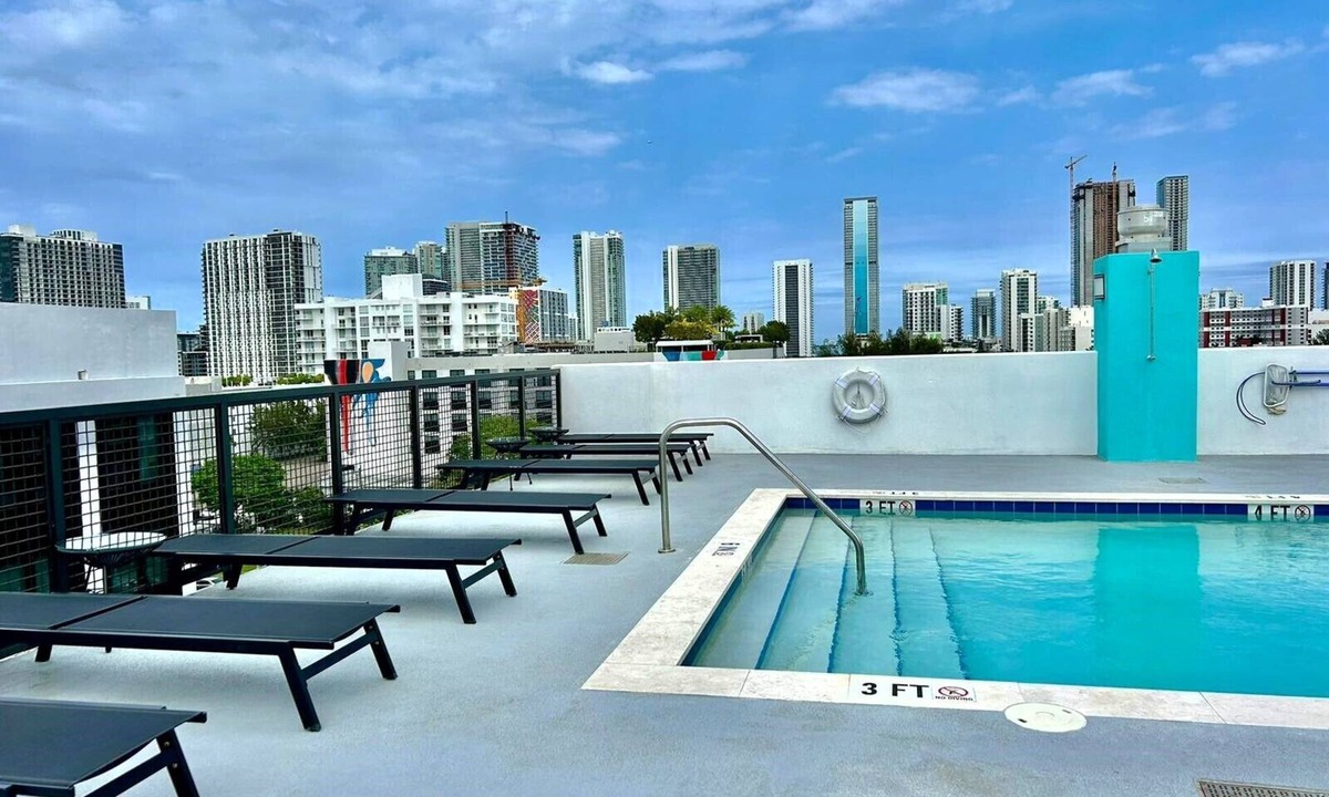 Wynwood Art District Apartment | 1BR Condo wRooftop Pool at Wynwood