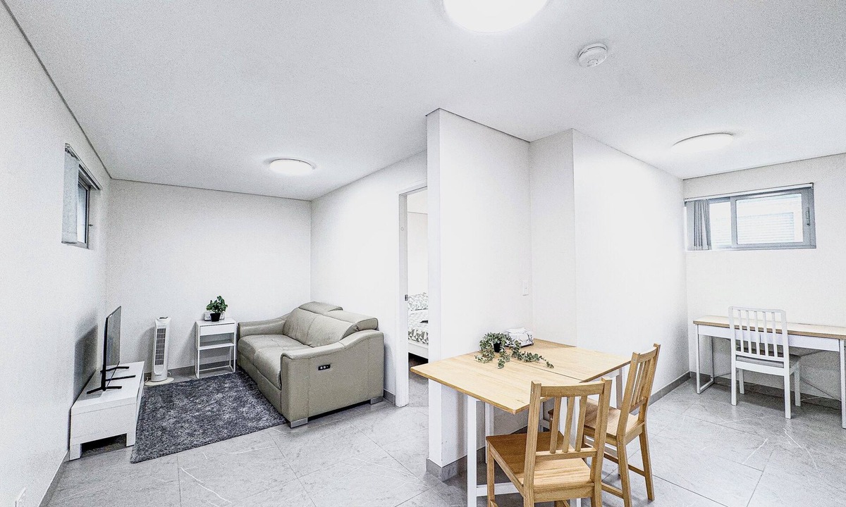 Arncliffe House | 1BR Granny Flat/Free Parking/Near Airport & Train
