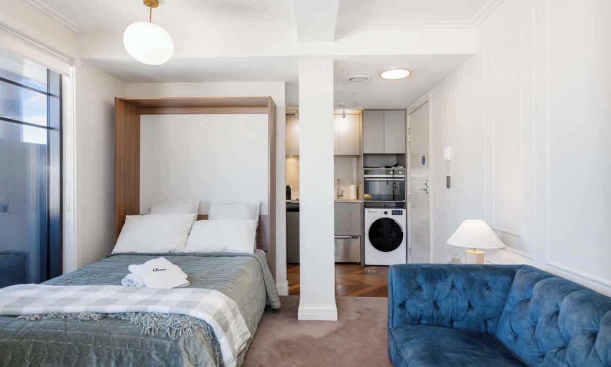 Te Aro Apartment | 1BR Studio in Te Aro - City Lookout