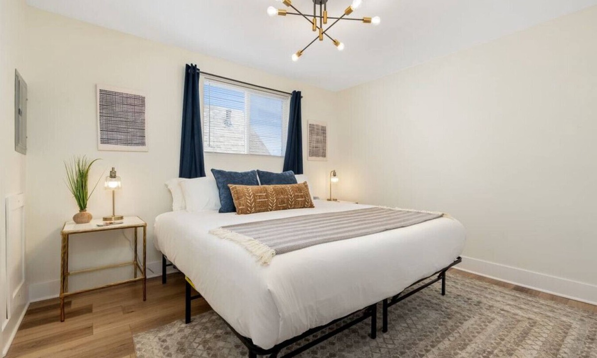 Downtown Columbus Apartment | 1BR Unit for an easy comfy stay