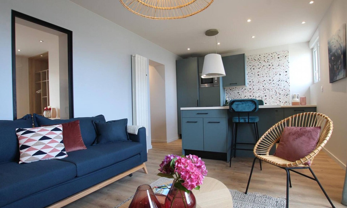 Barneville-Carteret Apartment | 1st Floor Apartment Sea View with Parking