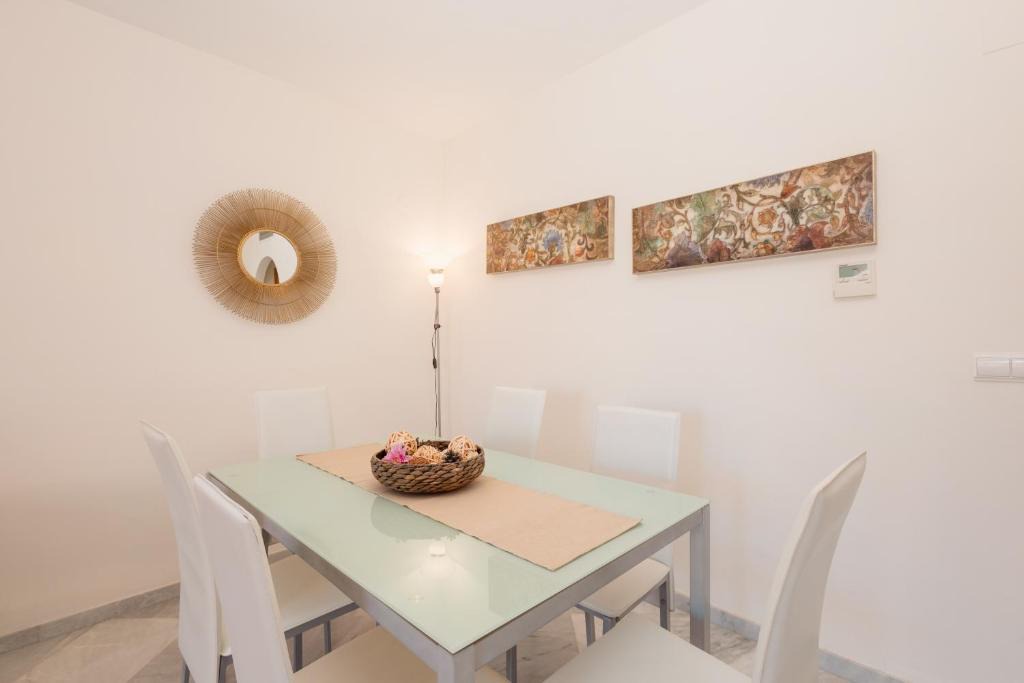 Marbella Apartment | 1st line beach complex apartment