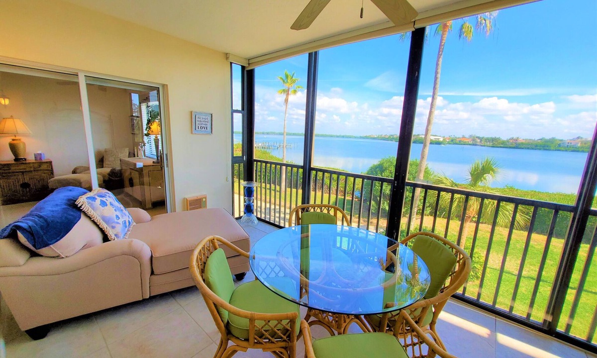 Longboat Key Condo | 2/2 Bay Front Condo, Pool, Private Beach Access