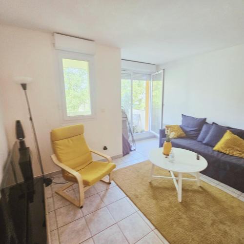 Touques Apartment | 2-Bd apartment a short distance from Deauville