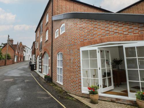 Bishops Waltham Apartment | 2 Bed