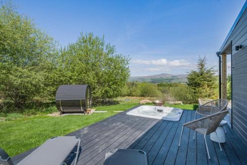 Fourstones Near Bentham Cabin | 2 Bed in Austwick oc-d30840