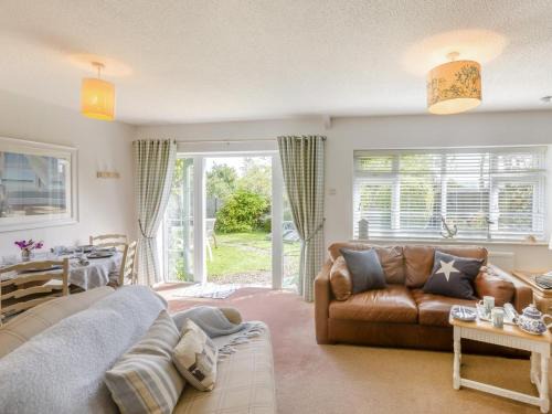 Landkey House | 2 Bed in Barnstaple oc-oldma