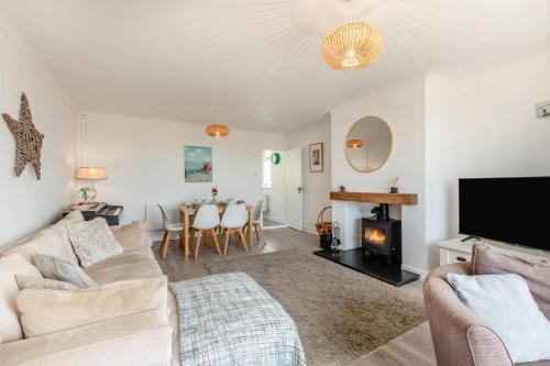 Egremont House | 2 Bed in Coulderton Beach oc-s2459