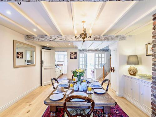 Lund House | 2 Bed in Driffield oc-75583
