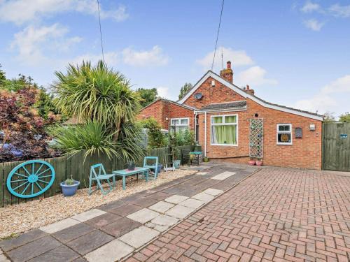 Sandilands House | 2 Bed in Mablethorpe oc-74809