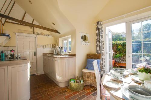 Rye House | 2 Bed in Peasmarsh oc-rh1172