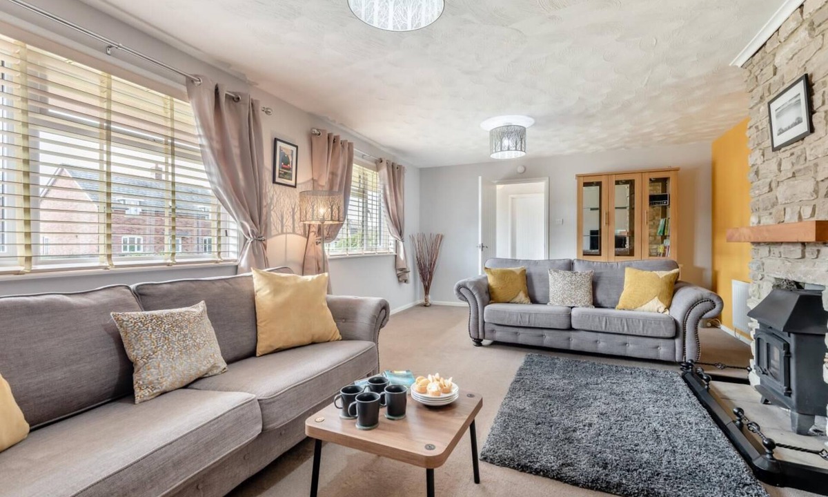 Wool Cottage | 2 Bed in Wool (oc-r29949)