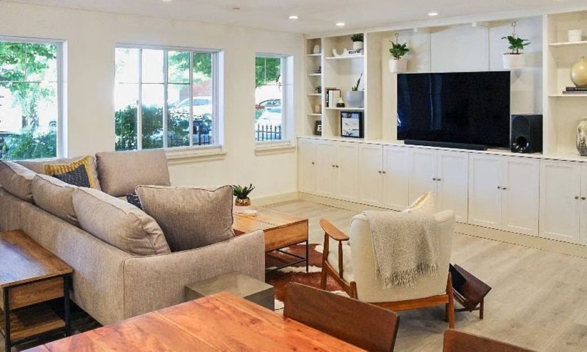 Old Ballard House | 2-bed townhome w/AC in the Heart of Ballad, walkable to shops and restaurants!