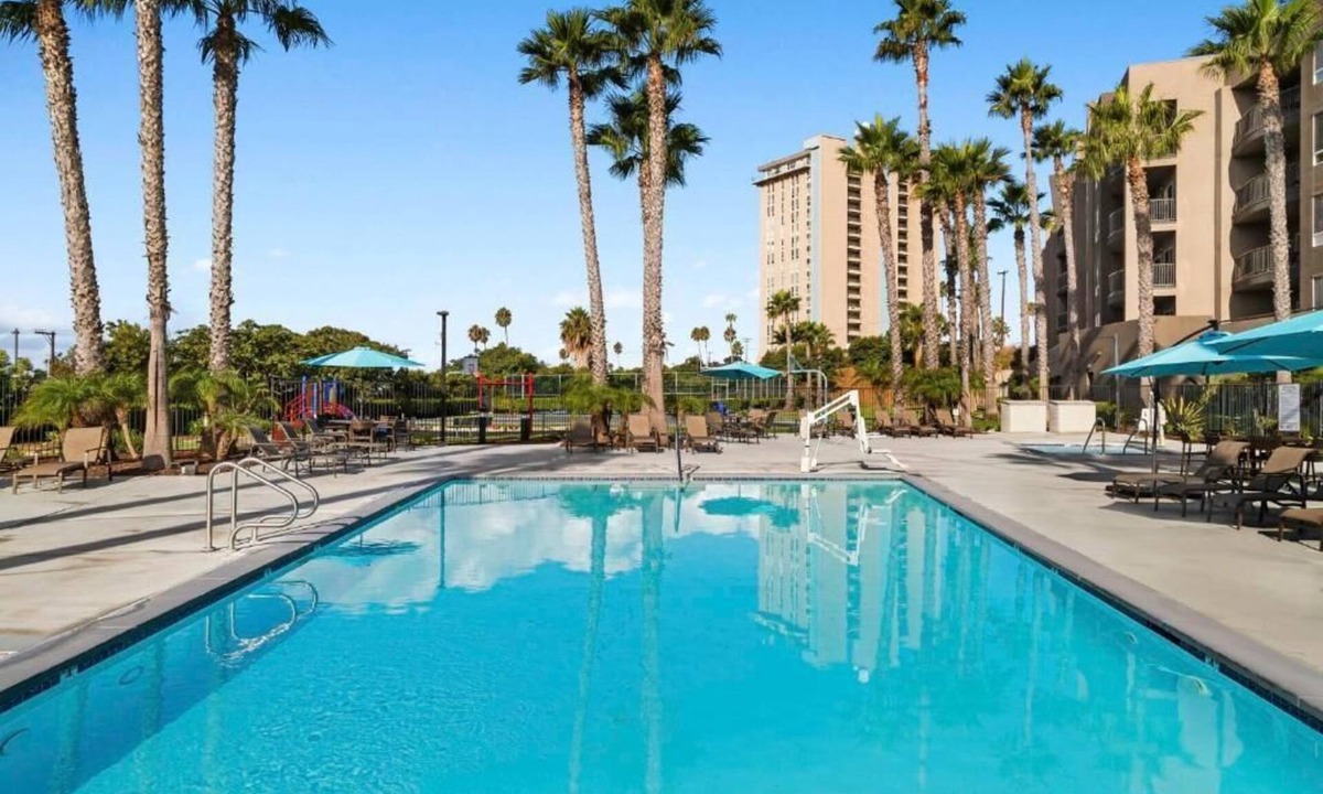 Oceanside Condo | 2 Bedroom 2 Bath Condo in Oceanside Within Walking Distance to Ocean and Dining