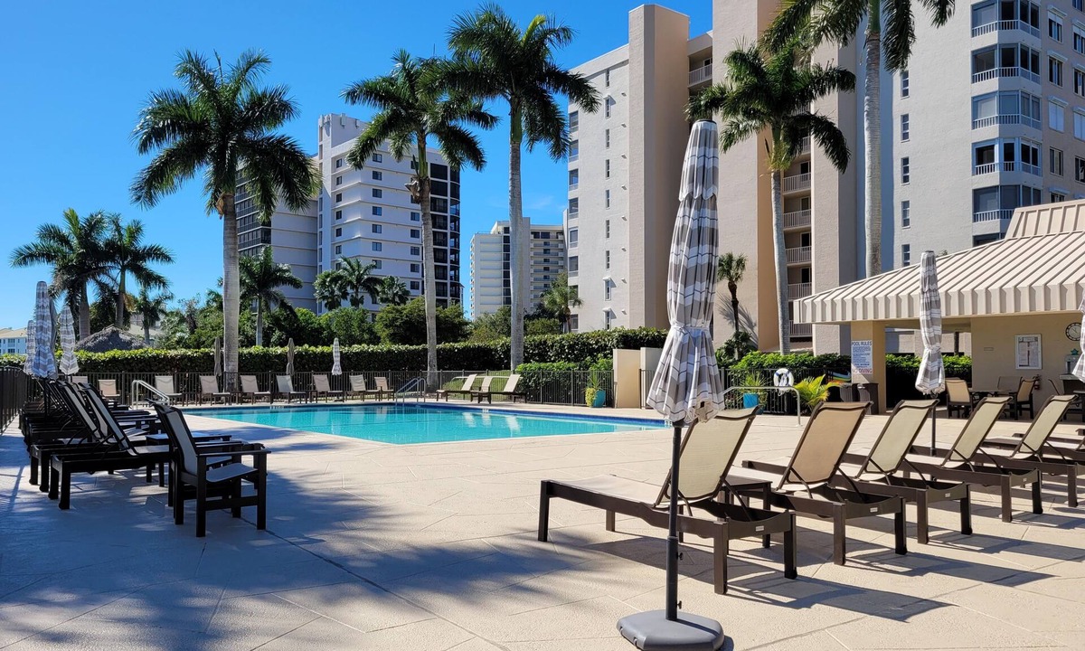 Vanderbilt Beach Condo | 2 Bedroom & 2 Bath Direct View of Gulf & Bay! Wrap Around Lanai! Summer Special