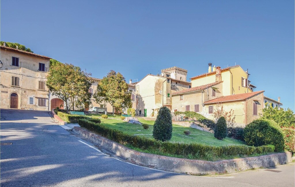 Montefoscoli Apartment | 2 bedroom accommodation in Montefoscoli PI