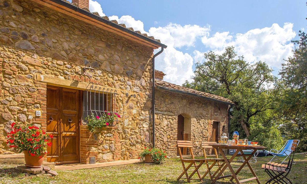 Monticiano House | 2 bedroom accommodation in Monticiano SI