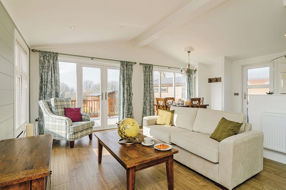 Stuppington Ski Chalet | 2 bedroom accommodation in Canterbury