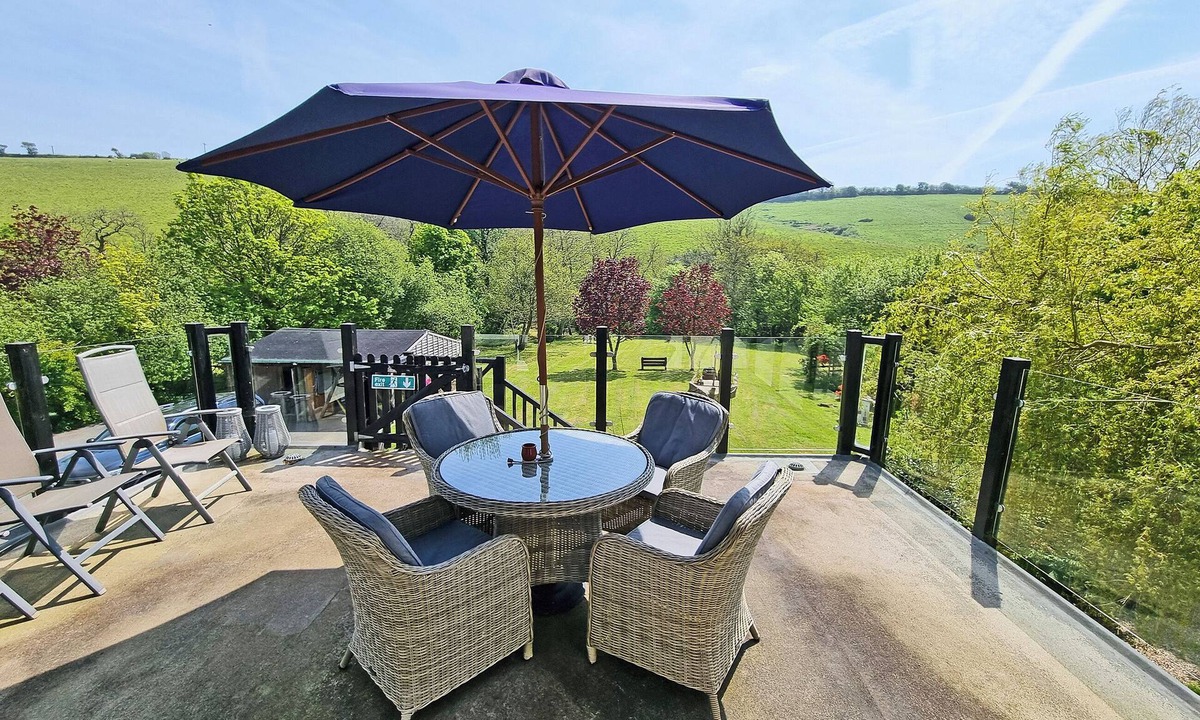 Saint Goran Cottage | 2 bedroom accommodation in Polmassick, near St Austell
