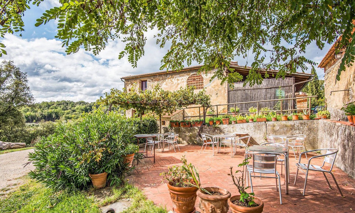 Gambassi Terme Apartment | 2 bedroom accommodation in Gambassi FI