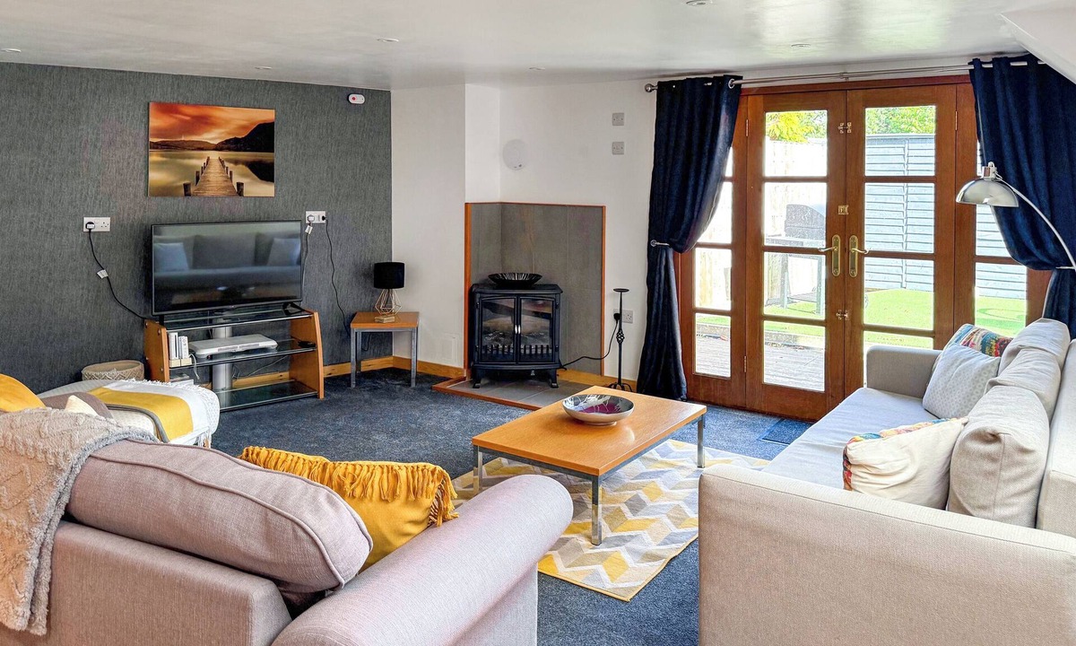 Carterton Cottage | 2 bedroom accommodation in Carterton