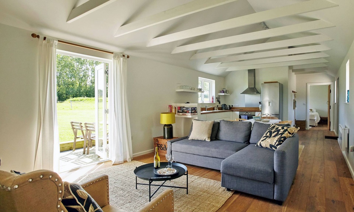 Chichester Cottage | 2 bedroom accommodation in Birdham, near Chichester