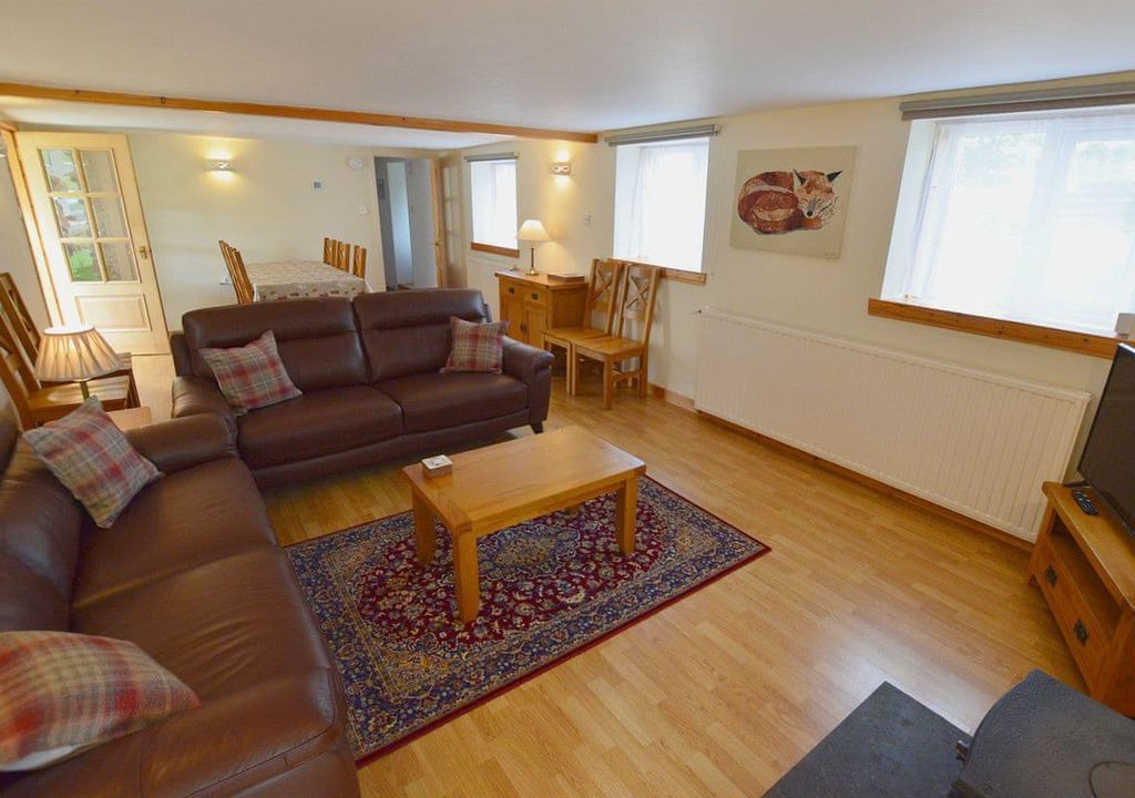 Tomatin Cottage | 2 bedroom accommodation in Tomatin, near Aviemore
