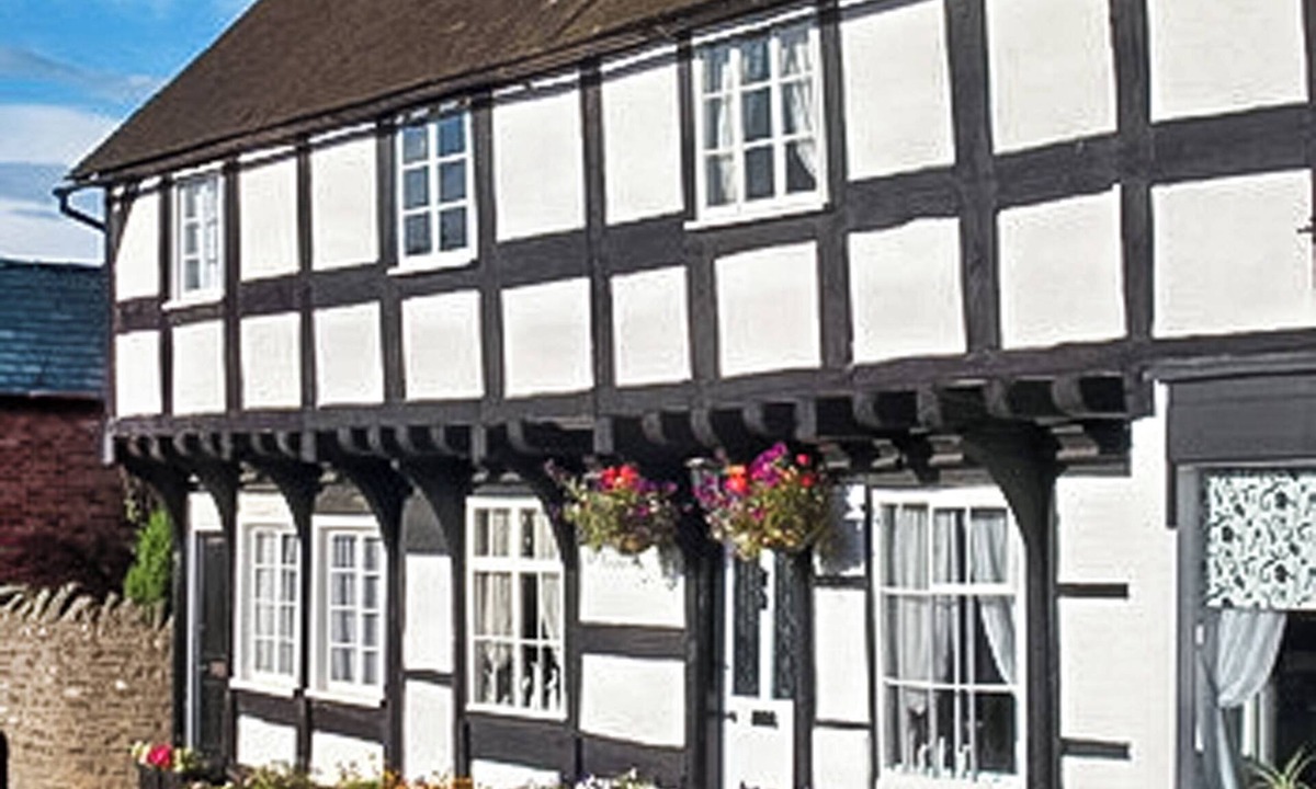 Weobley Cottage | 2 bedroom accommodation in Weobley, Herefordshire