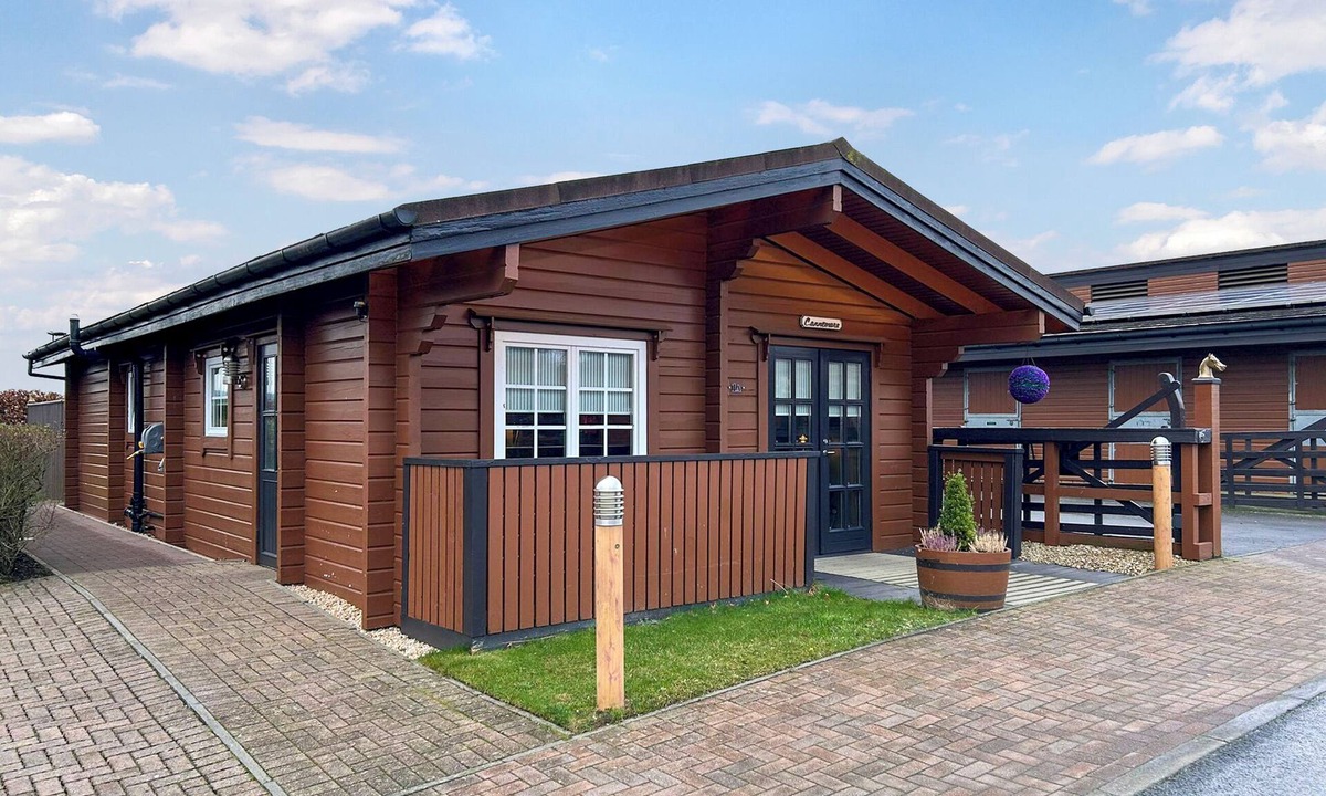 Bishopton Apartment | 2 bedroom accommodation in Glasgow