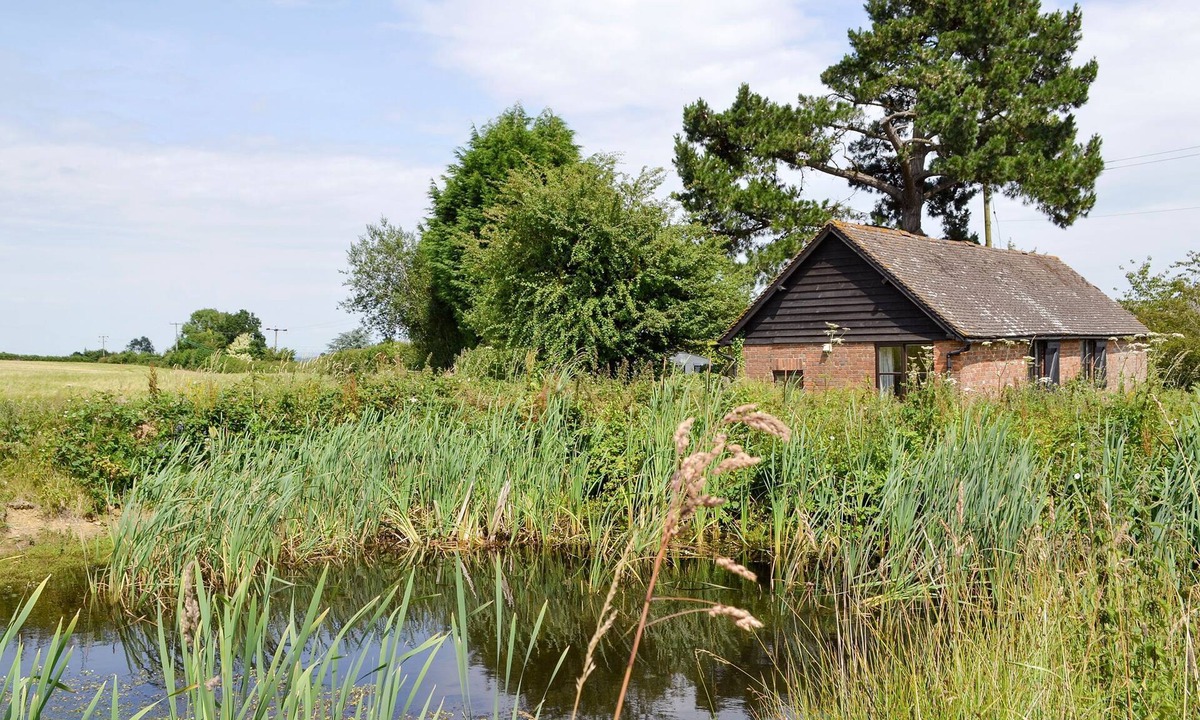 Wadhurst Cottage | 2 bedroom accommodation in Wadhurst, near Tunbridge Wells